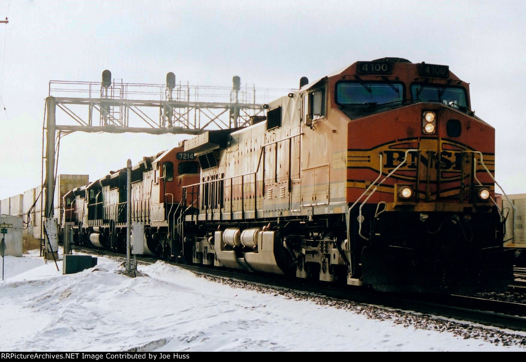 BNSF 4100 West